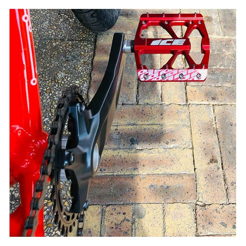 Custom Collective X Bikelife C100 Rouge Vermillon 2022 16 Custom Collective X Bikelife C100 Rouge Vermillon 2022 – Image 14