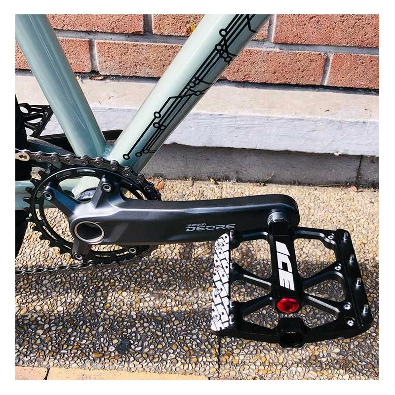 Custom Collective X Bikelife C100 Gris Béton 2022 5 Custom Collective X Bikelife C100 Gris Béton 2022 – Image 3