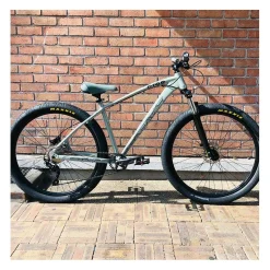 Custom Collective X Bikelife C100 Gris Béton 2022