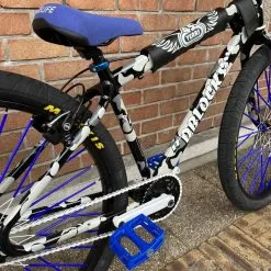 Se-bikes Custom SE Dblocks X BIKELIFE 29 Snow Bleu Camo 2022 -France Accessoires Vélo Soldes Boutique custom se dblocks x bikelife 29 snow bleu camo 2022 3