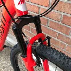 Custom VTT MBM DART 29" Rouge -France Accessoires Vélo Soldes Boutique custom vtt mbm dart 29 rouge 6