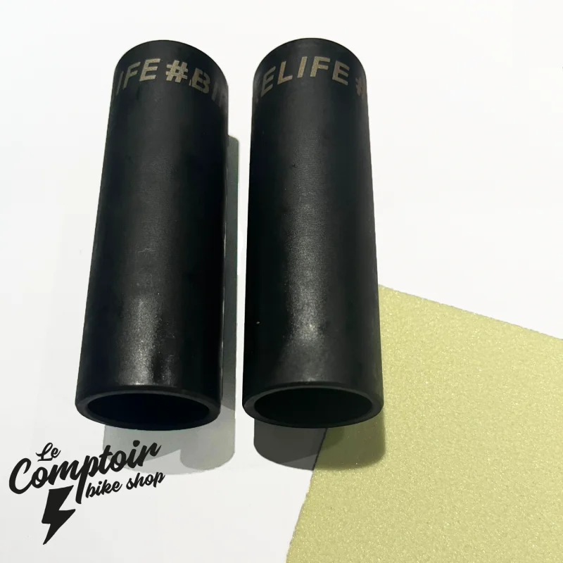 Pack PEGS BIKELIFE Noirs + Grips BIKELIFE Phosphorescent 3 Pack PEGS BIKELIFE Noirs + Grips BIKELIFE Phosphorescent