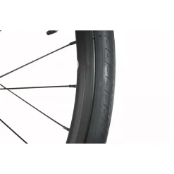 Focale44 PNEU F44 REVOLTED 700c Blk -France Accessoires Vélo Soldes Boutique pneu f44 revolted bk 2