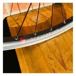 Roue Arrière Custom Bikelife X Collective 29 Pouces à Disk Noire - Wheeling Bike -France Accessoires Vélo Soldes Boutique roue arriere custom bikelife x collective 29 pouces a disk noire wheeling bike 9